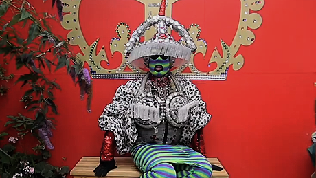 What´s the big deal - official Video